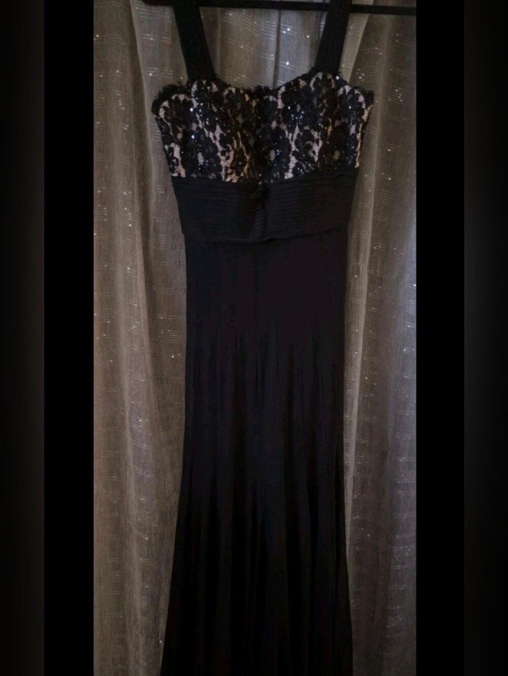 XSCAPE Women’s Black & Tan Chiffon Embroidery Sequence Dress Gown Evening Size 6